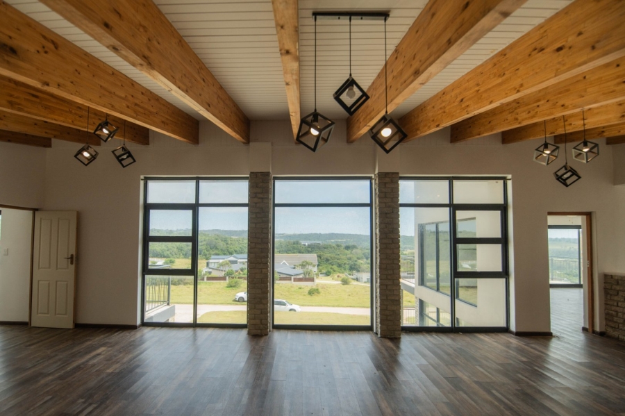 6 Bedroom Property for Sale in Royalston Residential Estate and Wildlife Reserve Eastern Cape